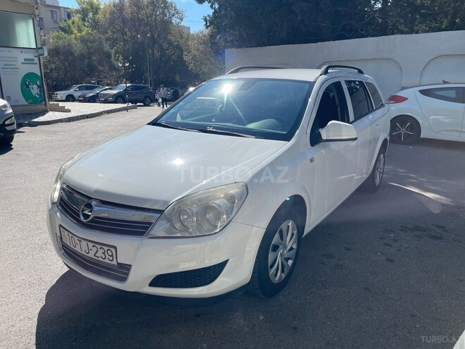 Opel Astra 2009, 330,000 km - 1.7 l - Bakı