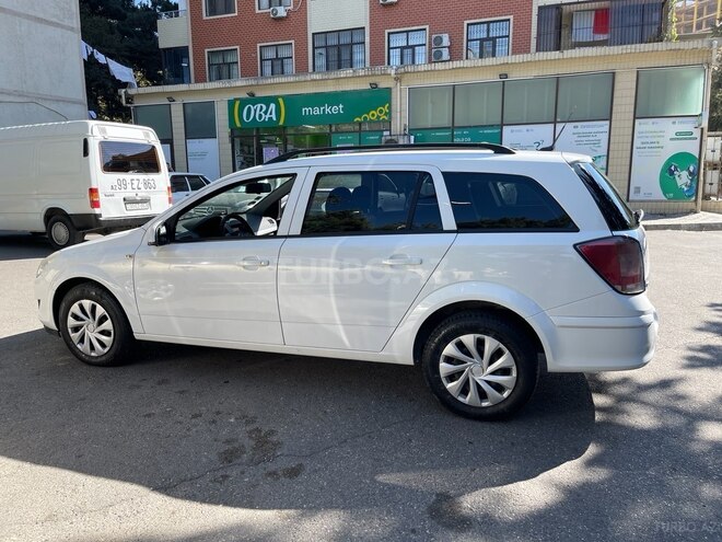 Opel Astra 2009, 330,000 km - 1.7 l - Bakı