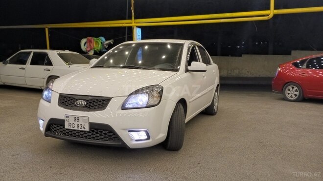 Kia Rio 2010, 285,000 km - 1.4 l - Bakı