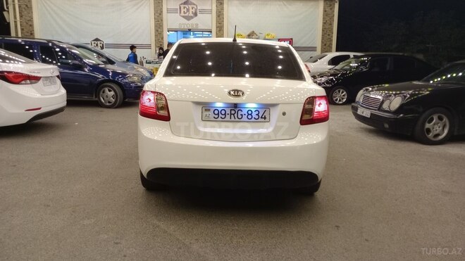 Kia Rio 2010, 285,000 km - 1.4 l - Bakı
