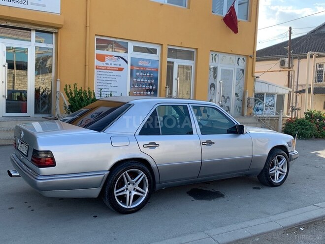 Mercedes E 300 d 1994, 548,000 km - 3.0 l - Bakı
