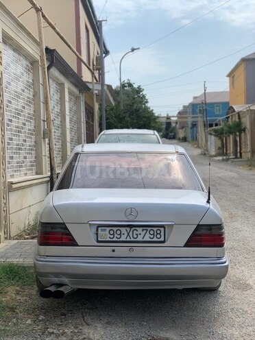 Mercedes E 300 d 1994, 548,000 km - 3.0 l - Bakı