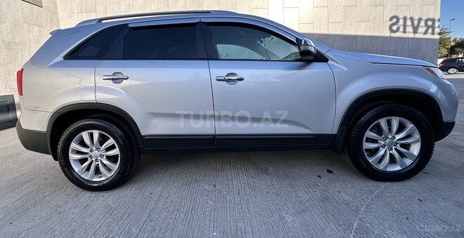 Kia Sorento 2011, 219,000 km - 2.0 l - Bakı
