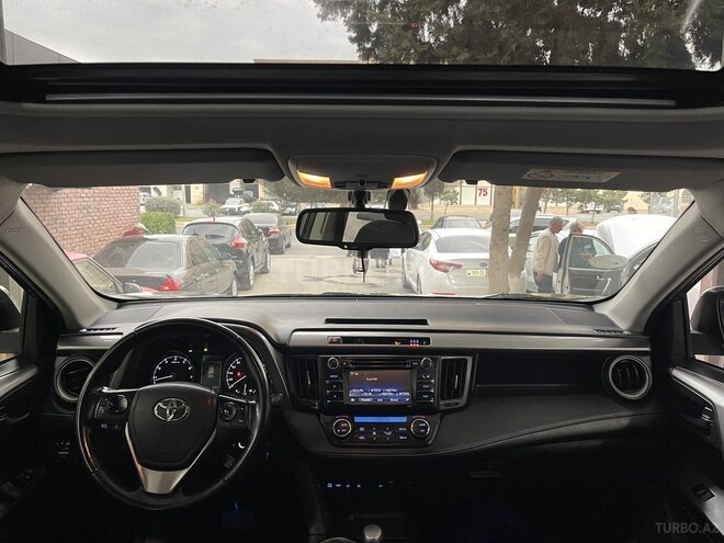 Toyota RAV4-13