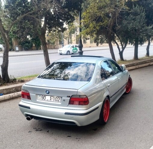 BMW 528 1997, 258,000 km - 2.8 l - Bakı