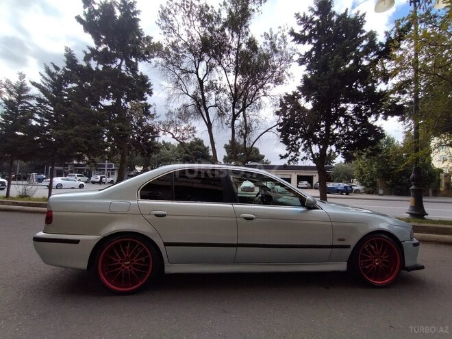 BMW 528 1997, 258,000 km - 2.8 l - Bakı