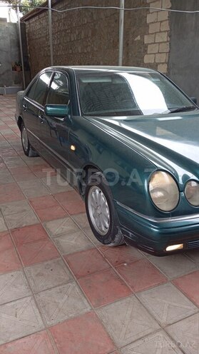 Mercedes E 200 1998, 350,000 km - 2.0 l - Şəmkir