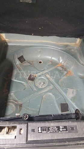 Mercedes E 200 1998, 350,000 km - 2.0 l - Şəmkir