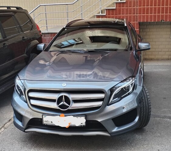 Mercedes  2015, 118,000 km - 2.0 л - Bakı