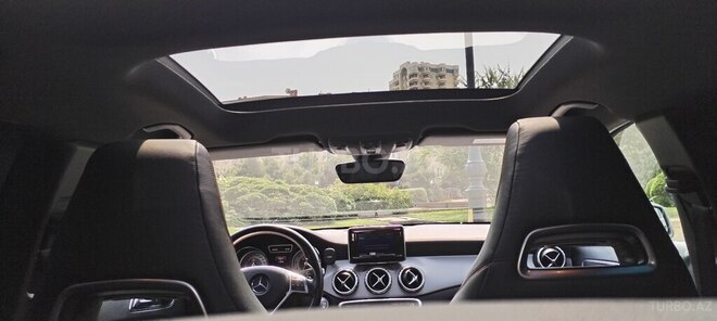 Mercedes  2015, 118,000 km - 2.0 л - Bakı