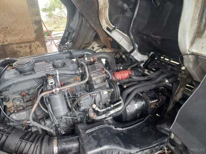 Mercedes 711 D 1995, 350,000 km - 4.0 л - İmişli