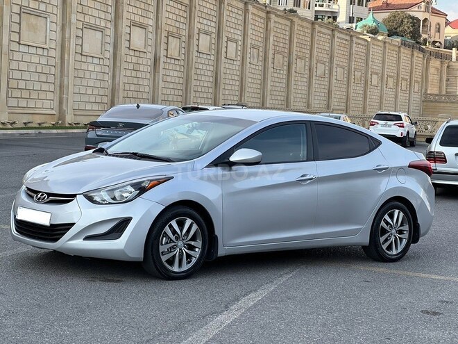 Hyundai Elantra 2015, 186,684 km - 1.8 л - Bakı
