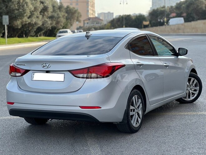 Hyundai Elantra 2015, 186,684 km - 1.8 л - Bakı