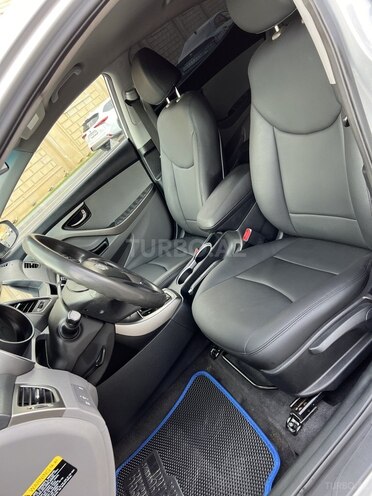 Hyundai Elantra 2015, 186,684 km - 1.8 л - Bakı