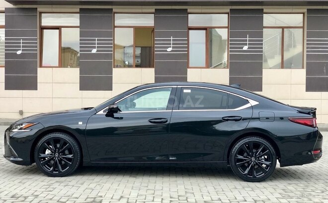 Lexus ES 300h 2023, 0 km - 2.5 l - Bakı
