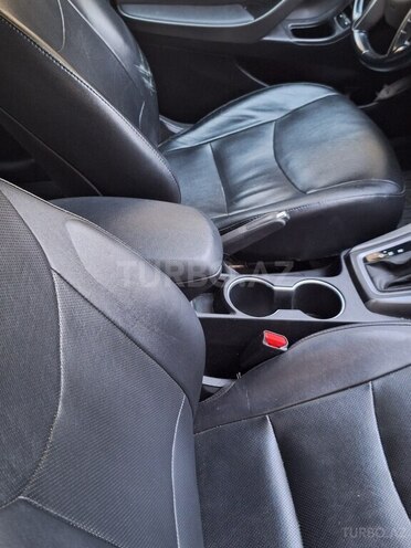 Hyundai Elantra 2015, 160,934 km - 1.8 l - Bakı