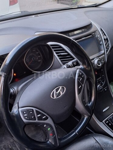 Hyundai Elantra 2015, 160,934 km - 1.8 l - Bakı