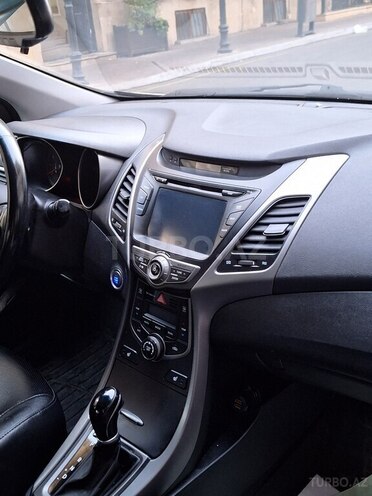 Hyundai Elantra 2015, 160,934 km - 1.8 l - Bakı