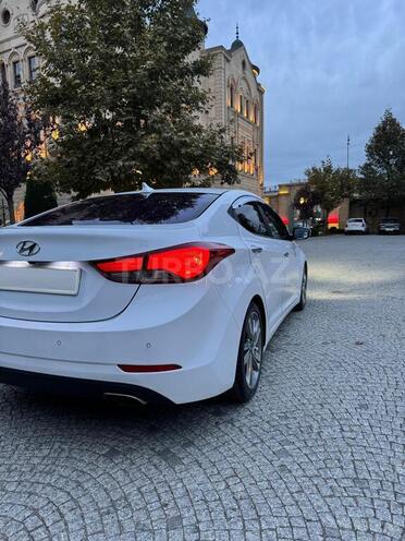 Hyundai Avante 2014, 211,000 km - 1.6 l - Bakı