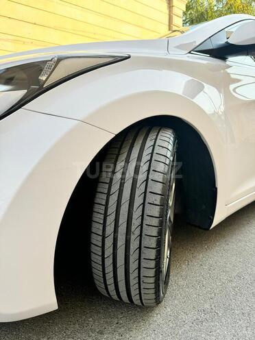 Hyundai Avante 2014, 211,000 km - 1.6 l - Bakı