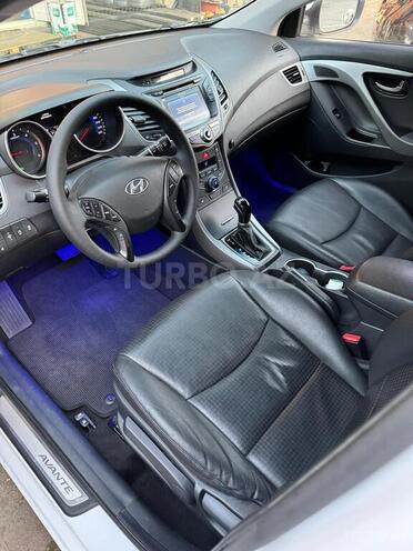 Hyundai Avante 2014, 211,000 km - 1.6 l - Bakı