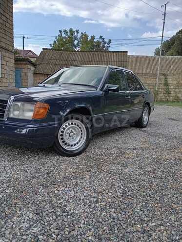 Mercedes E 200 d 1991, 394,560 km - 2.0 l - Masallı