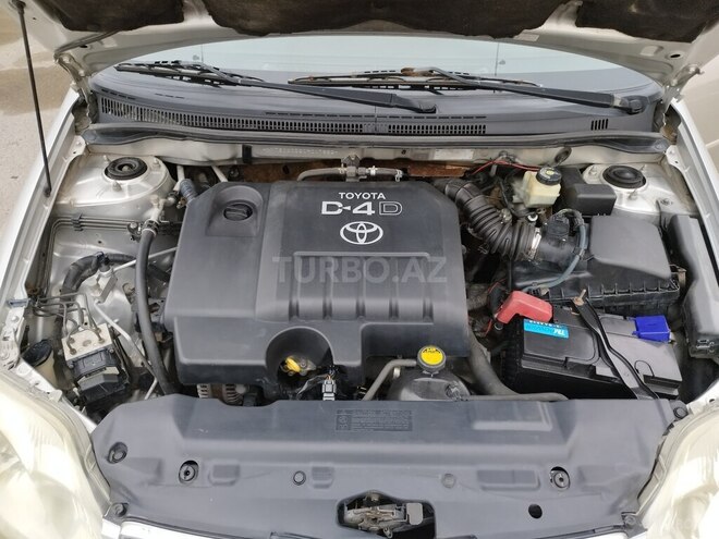 Toyota Corolla 2005, 300,000 km - 1.4 л - Bakı