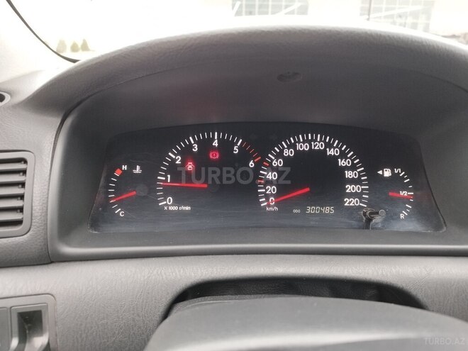 Toyota Corolla 2005, 300,000 km - 1.4 л - Bakı