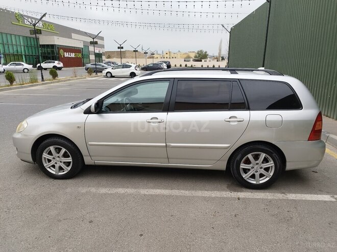 Toyota Corolla 2005, 300,000 km - 1.4 л - Bakı