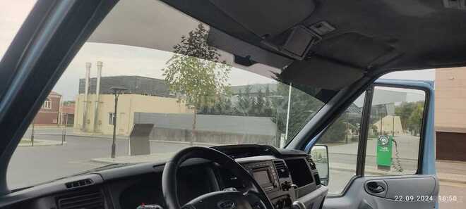 Ford Transit 2013, 329,925 km - 2.4 l - Quba
