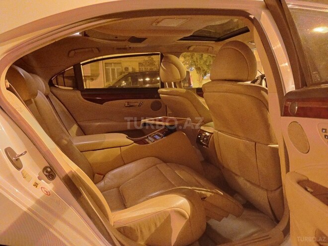 Lexus LS 460 2007, 278,000 km - 4.6 l - Bakı