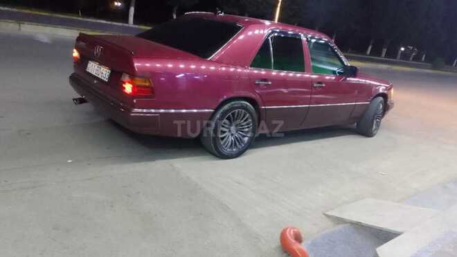Mercedes E 200 1993, 400,000 km - 2.0 l - Bakı