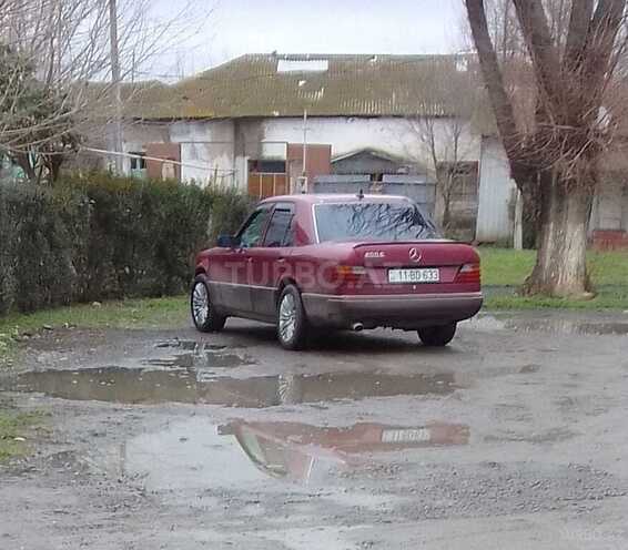 Mercedes E 200 1993, 400,000 km - 2.0 l - Bakı