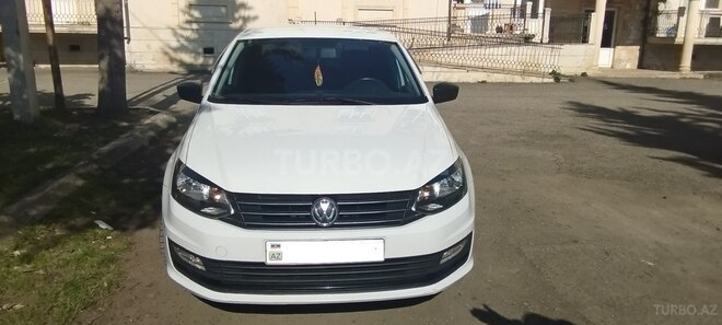 Volkswagen Polo 2015, 209,000 km - 1.6 l - Masallı