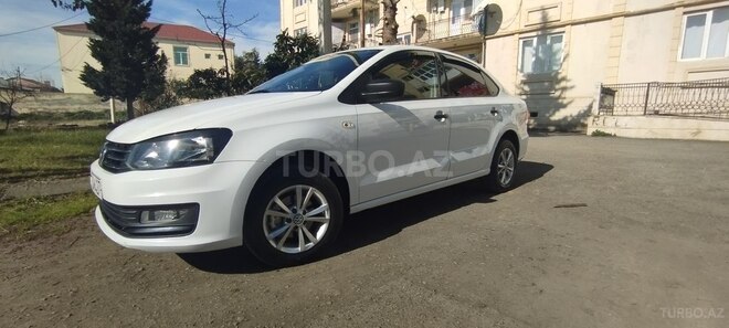 Volkswagen Polo 2015, 209,000 km - 1.6 l - Masallı