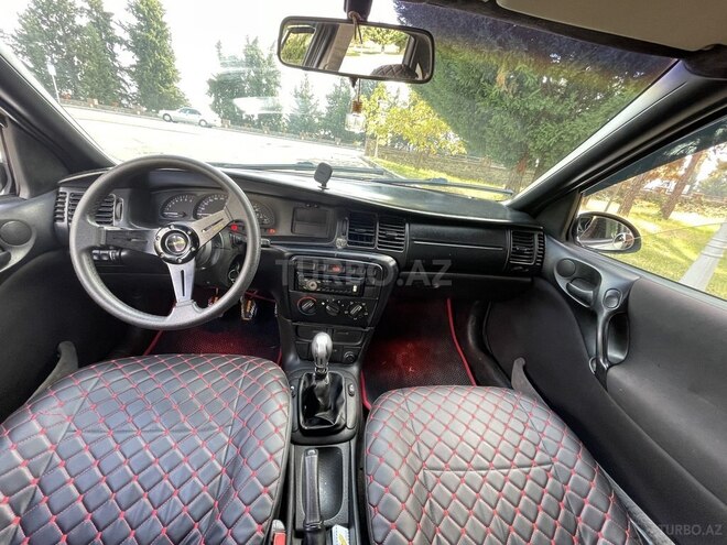 Opel Vectra 1996, 265,000 km - 1.8 l - Qax
