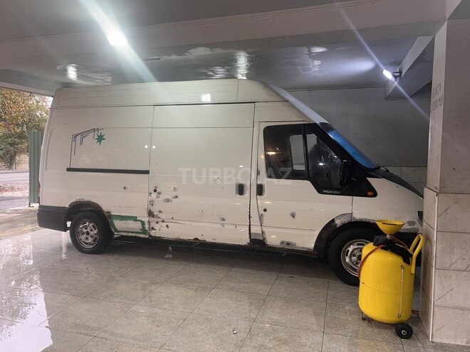 Ford Transit 2000, 500,000 km - 2.4 л - Qusar