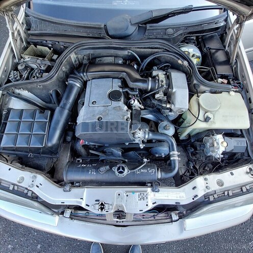 Mercedes C 180 1996, 274,628 km - 1.8 л - Zaqatala