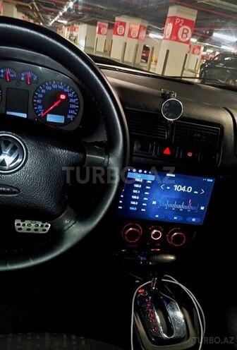 Volkswagen Golf 2000, 260,000 km - 1.6 l - Bakı