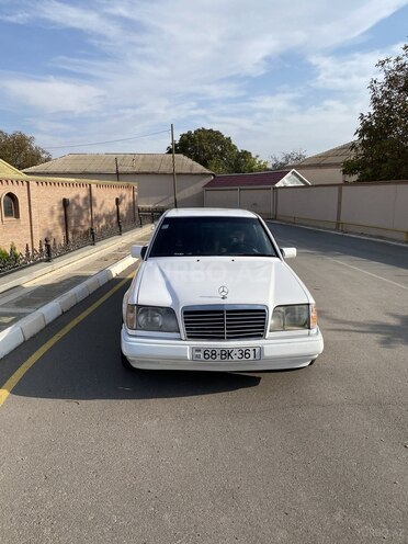 Mercedes E 300 d 1994, 527,000 km - 3.0 л - Şərur