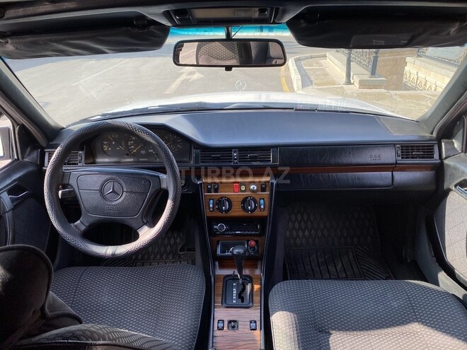 Mercedes E 300 d 1994, 527,000 km - 3.0 л - Şərur
