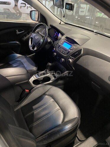 Hyundai Tucson-12