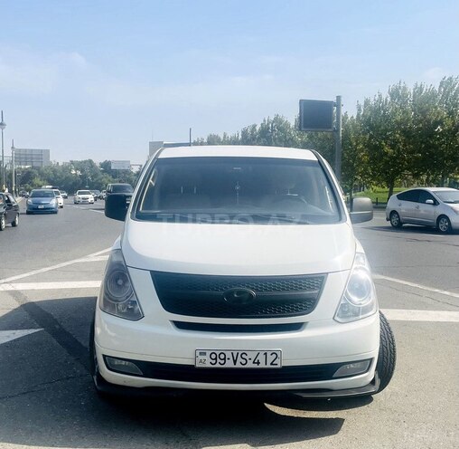 Hyundai H-1 2010, 375,000 km - 2.5 l - Bakı