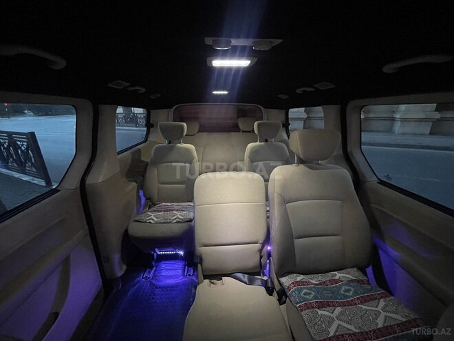 Hyundai H-1 2010, 375,000 km - 2.5 l - Bakı