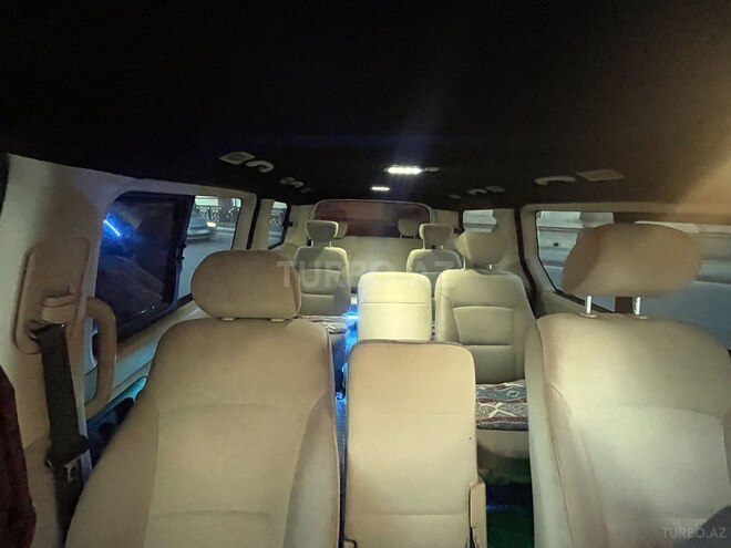 Hyundai H-1 2010, 375,000 km - 2.5 l - Bakı