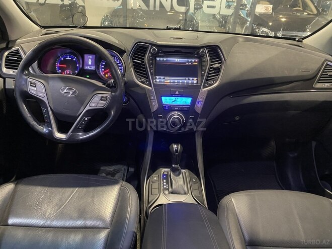 Hyundai Santa Fe-10