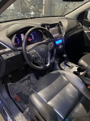 Hyundai Santa Fe-8