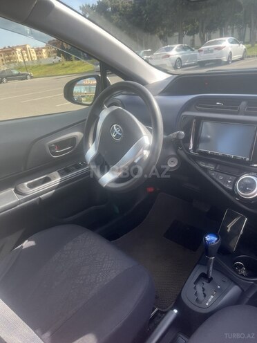 Toyota Aqua 2016, 41,000 km - 1.5 л - Bakı