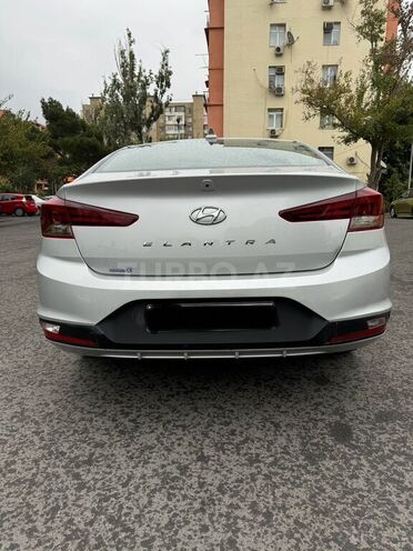 Hyundai Elantra 2019, 68,100 km - 2.0 l - Bakı