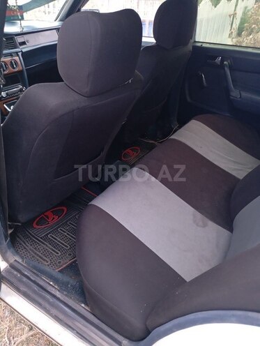 Mercedes 190 1991, 400,000 km - 2.0 l - Oğuz